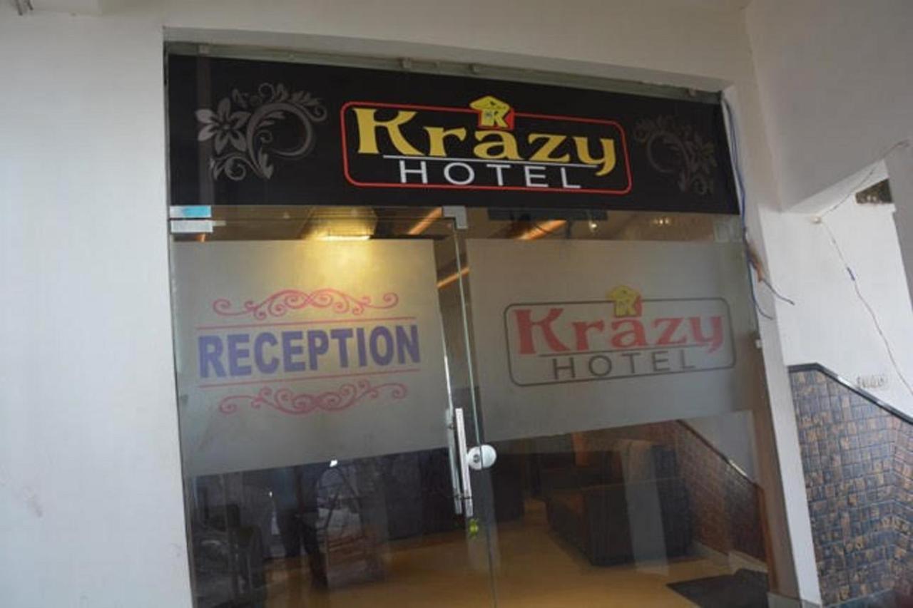 Krazy Hotel Haldwāni Exteriér fotografie